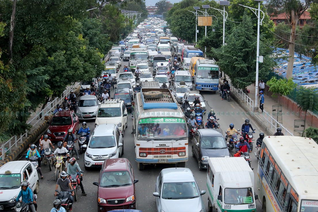 नेपालमै उत्पादन भएको हाइड्रोजनले सवारीसाधन चलाइने