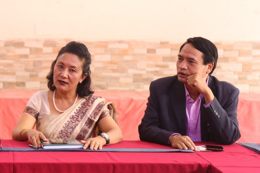 प्रचण्ड–नेपाल समूह छोडेर शेरबहादुर तामाङ र उषाकला राई ओली समूहमा