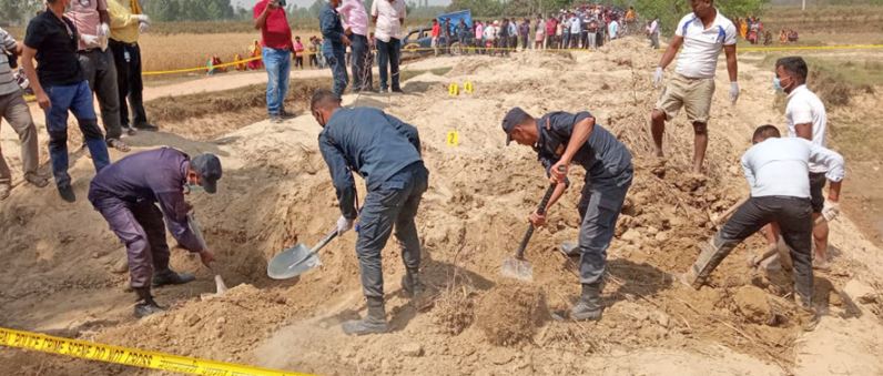 एक महिनाअघि वेपत्ता महोत्तरीका एक दम्पत्तिको शव गाडिएको अवस्थामा फेला