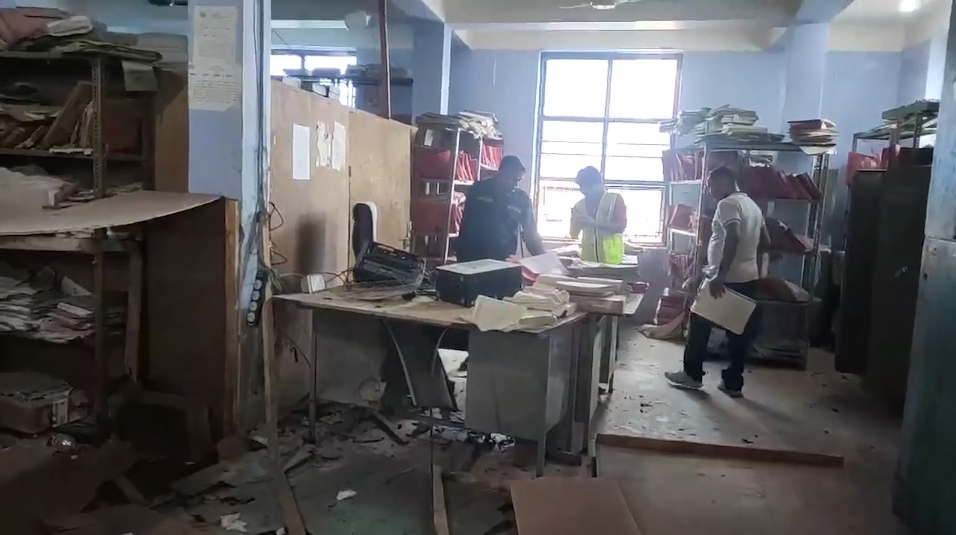 लहान मालपोतमा बिस्फोट गराएको आरोपमा एक जना पक्राउ