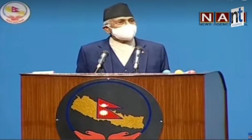 प्रधानमन्त्री ओलीले संसद बैठकमा विश्वासकाे मत लिँदै