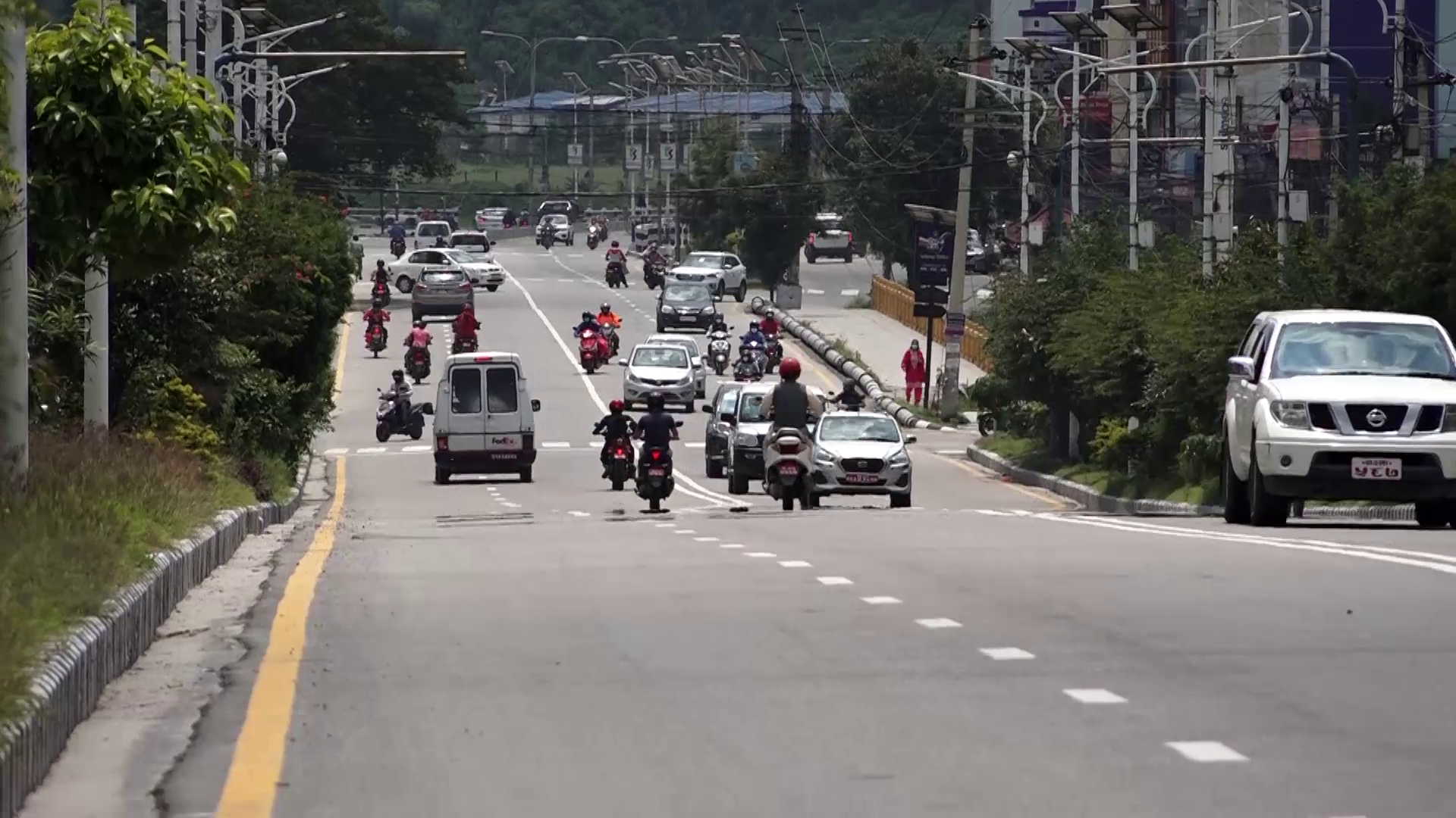 ‘जनता उकुस–मुकुस भए निषेधाज्ञा खुुकुलो बनाऔं’