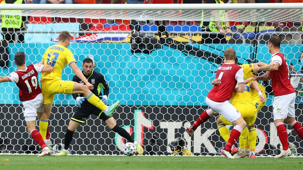 अस्ट्रिया पहिलो पटक युरो कप फुटबलको नकआउट चरणमा