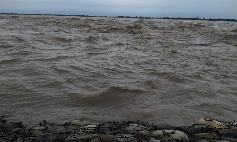 राप्ती नदीले खतराको तह पार गर्‍यो : बाँके आसपासमा सतर्कता अपनाउन आग्रह