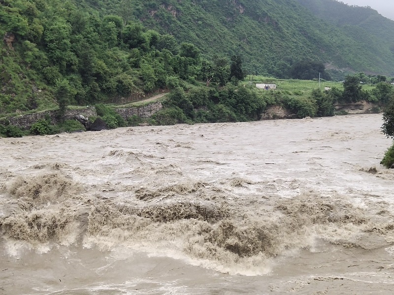 सेती नदीमा पानीको बहाव बढ्यो, सतर्क रहन आग्रह