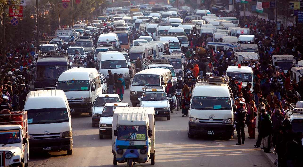 सार्वजनिक यातायात सञ्चालनमा सहजीकरणको माग