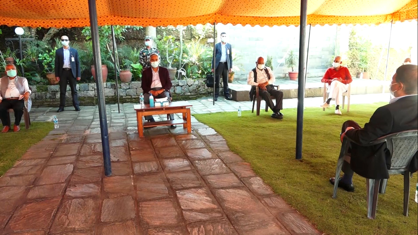 कांग्रेसको पदाधिकारी बैठक भोलि बस्ने, अनसन रोक्न देउवाको निर्देशन