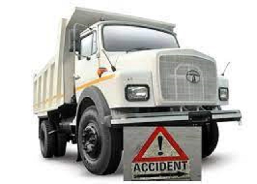 काठमाण्डौको टोखामा टिपरको ठक्करबाट दुई जनाको ज्यान गयो, एक जना घाइते