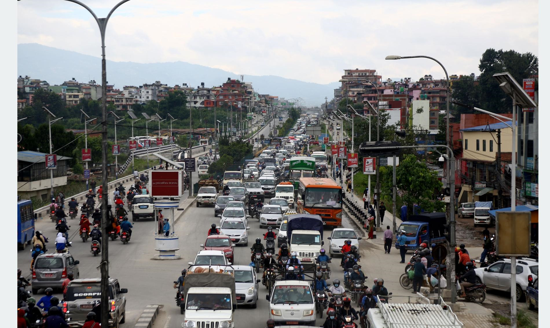सार्वजनिक यातायातमा राजधानीमै मनपरी भाडा, अनुगमन सुस्त