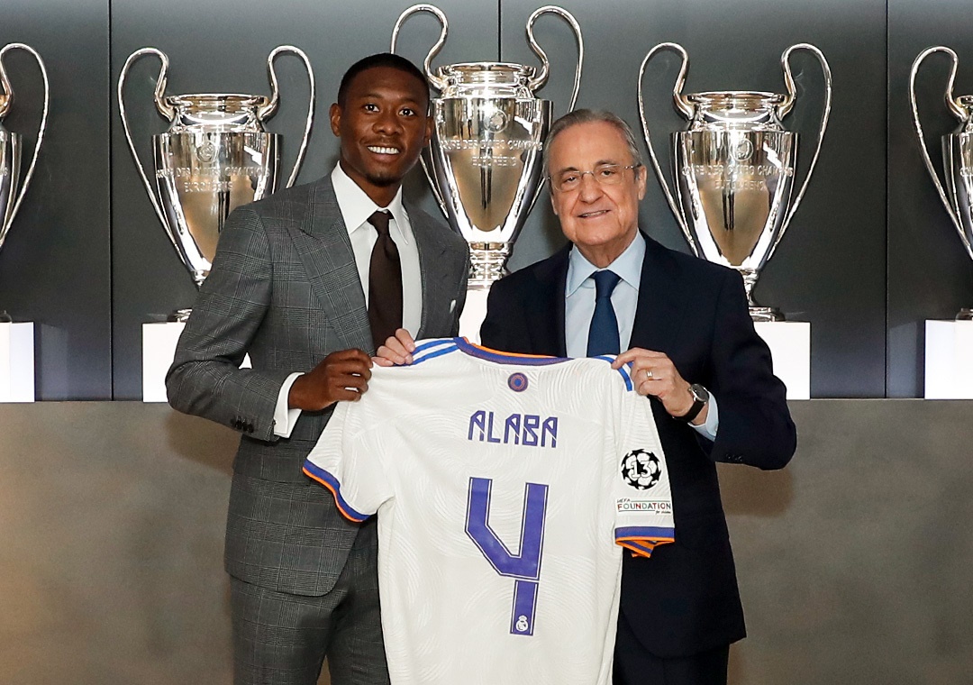 अलबालाई रियलको ४ नम्बरको जर्सी