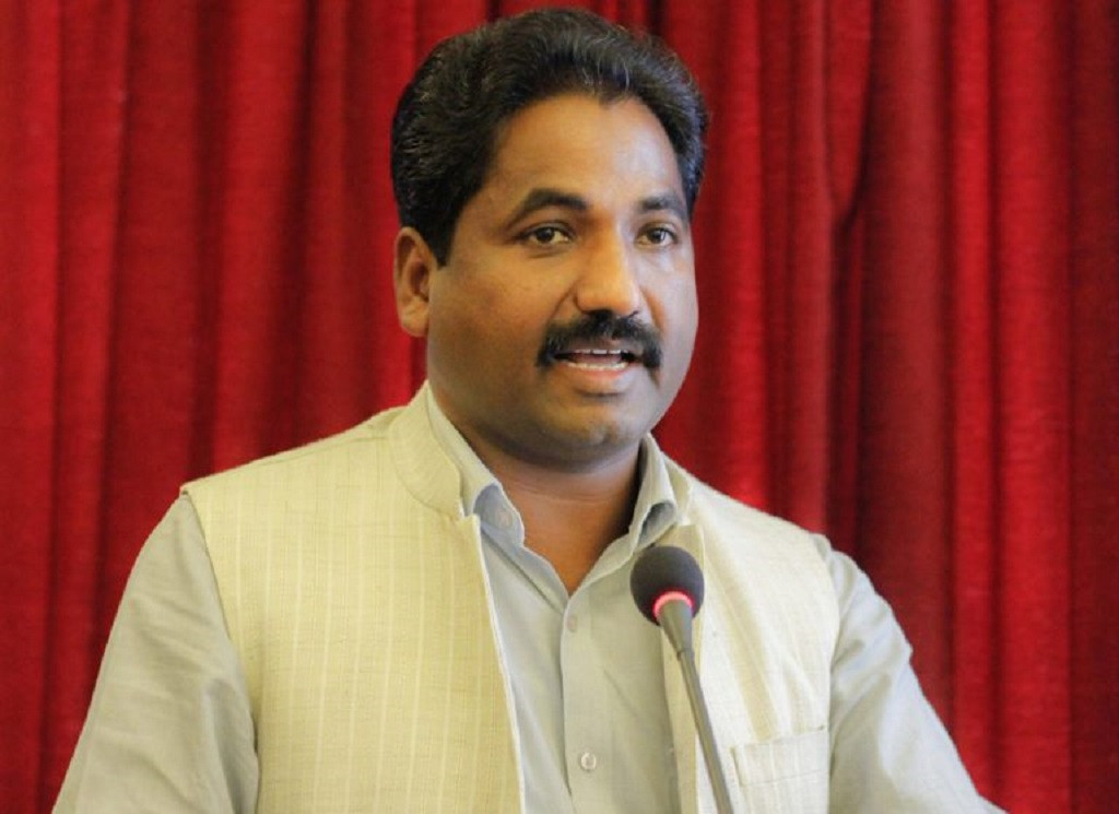 प्रचण्ड अब पुष्पकमल दाहालमात्र रहेः प्रभु साह