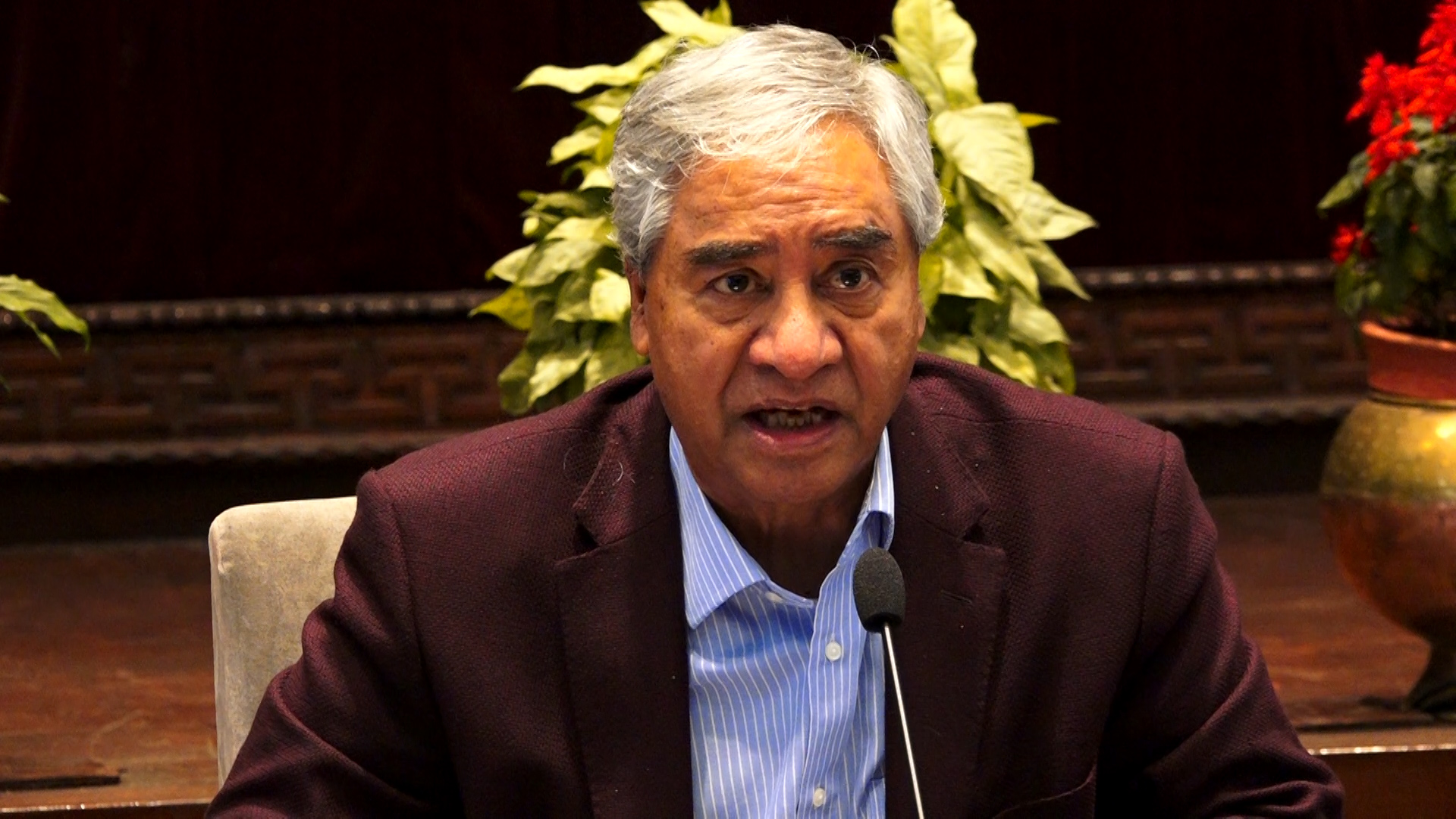 प्रधानमन्त्रीले भोली खोप केन्द्रहरुको स्थलगत निरीक्षण गर्ने