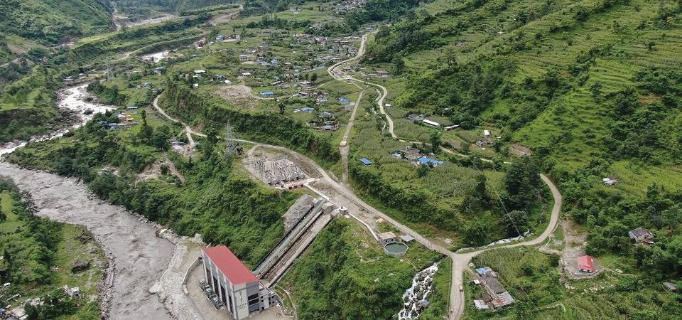 जलविद्युतले बदलिएको नारच्याङमा गाउँ