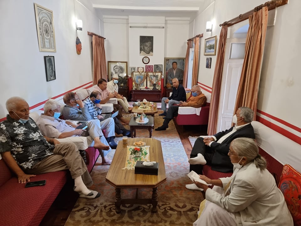 कांग्रेस पौडेल पक्षको बैठक चाक्सीबारीमा जारी