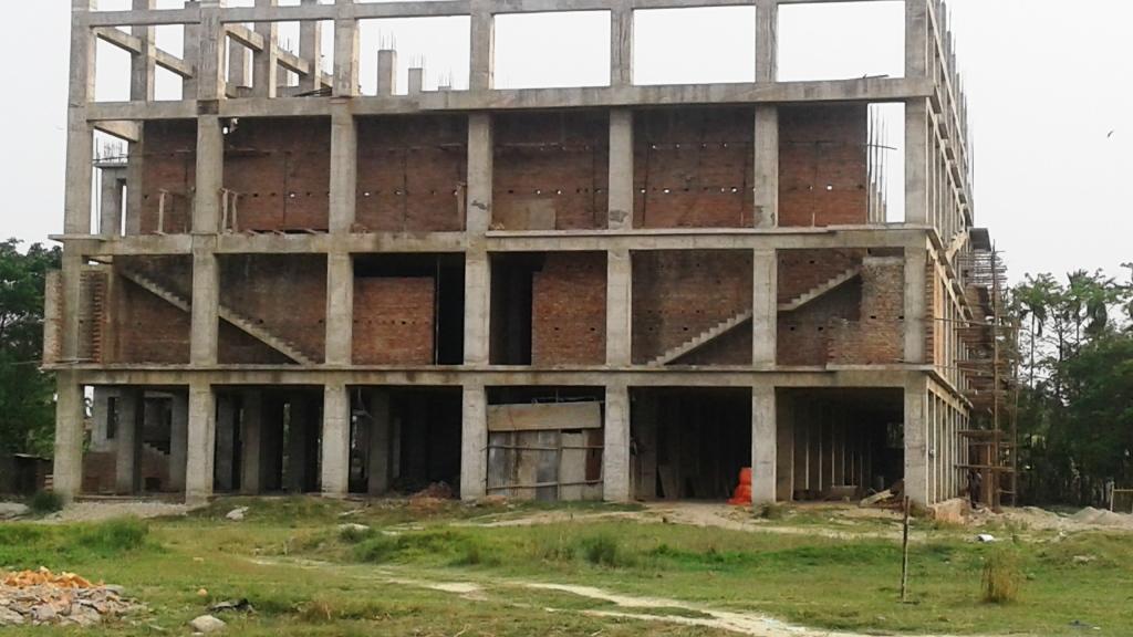 बनेन सुशील, केपी, प्रचण्ड र गच्छदारले शिलान्यास गरेको जीपी सभागृह