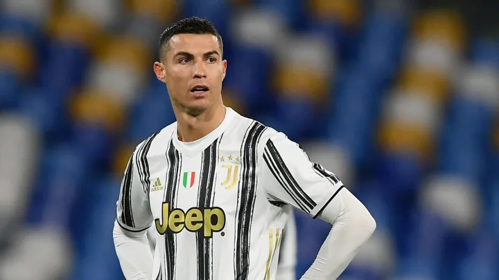 युभेन्ट्स छाड्ने रोनाल्डोकाे निर्णय