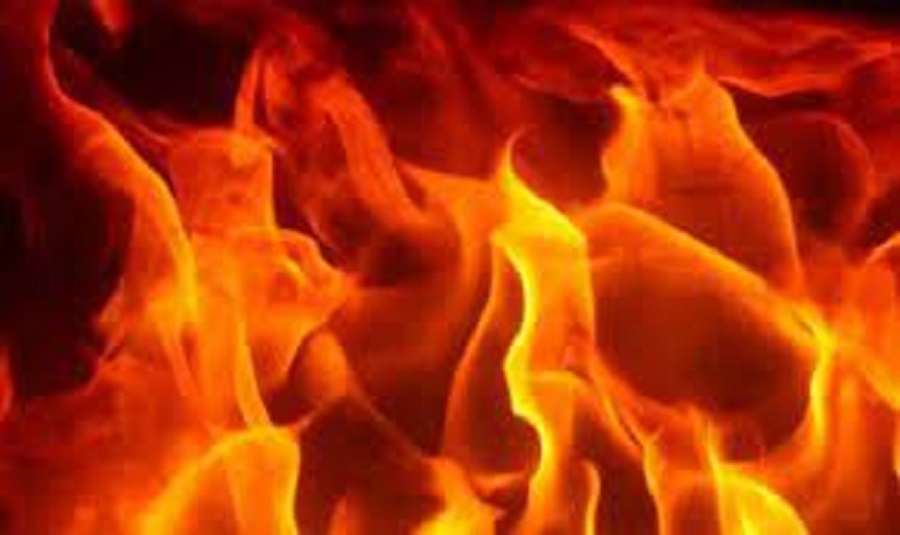 भक्तपुरको गठ्ठाघरमा आगलागी हुँदा १३ लाख बराबरको नोक्सानी