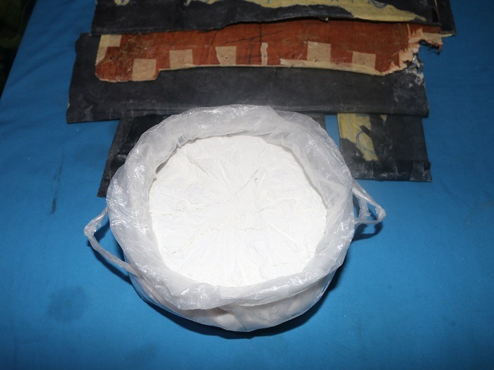 लगभग ३ किलो कोकिनसहित ३ जना विदेशी नागरिक पक्राउ