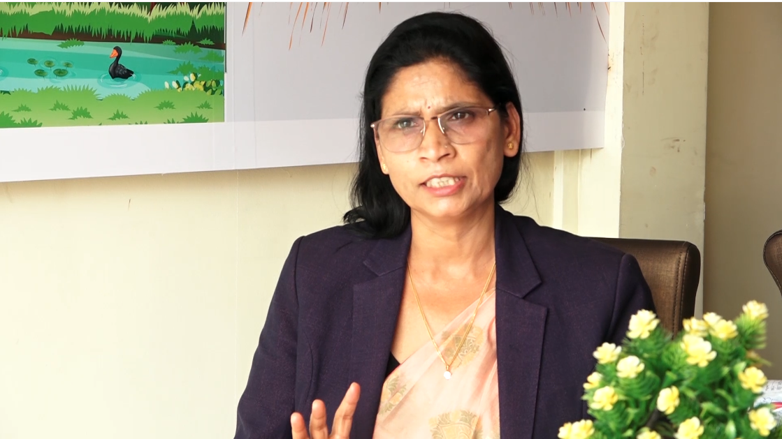 भूमि आयोग विघटन गर्नुको औचित्य पुष्टि गर्न पद्मा अर्यालले चुनौती