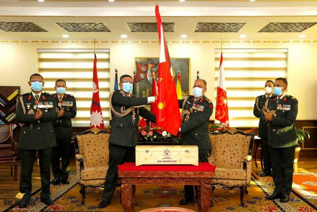 प्रधानसेनापति थापाको बिदाइ