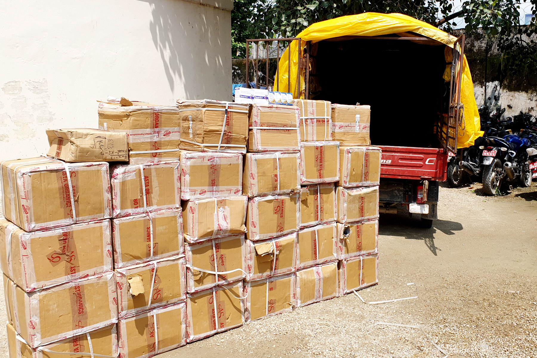 भारतबाट ल्याइएको ७५ लाख बराबरको औषधी बरामद