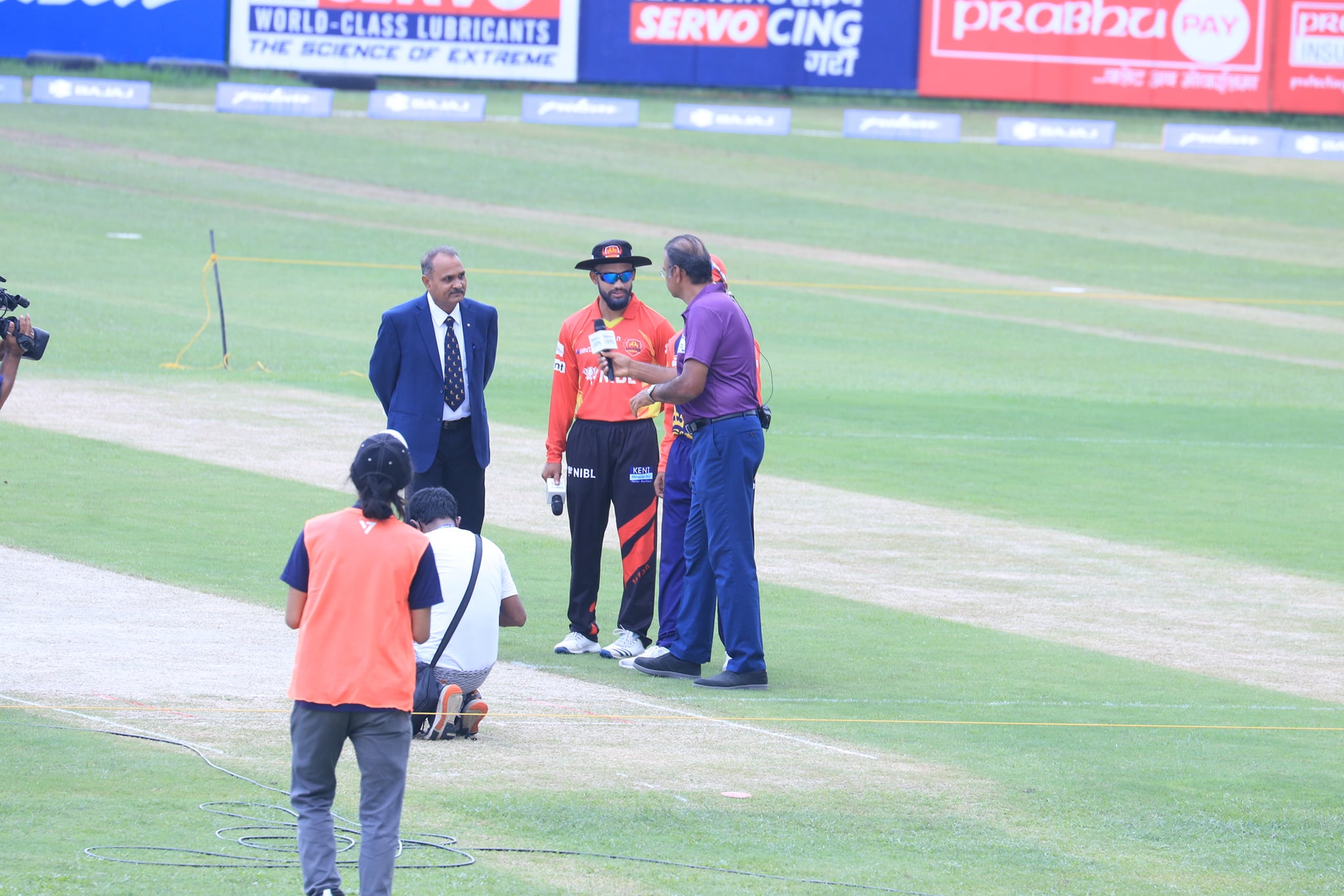 इपिएल : काठमाडौंले टस जित्याे, पहिला फिल्डिङ गर्ने