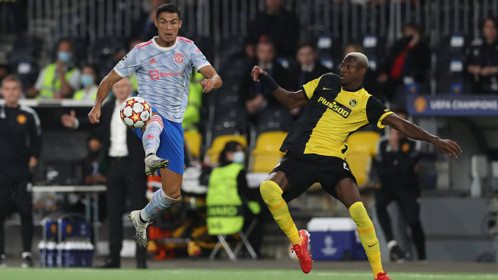 च्याम्पियन्स लिग: रोनाल्डोको गोलका बाबजुद युनाइटेड पराजित