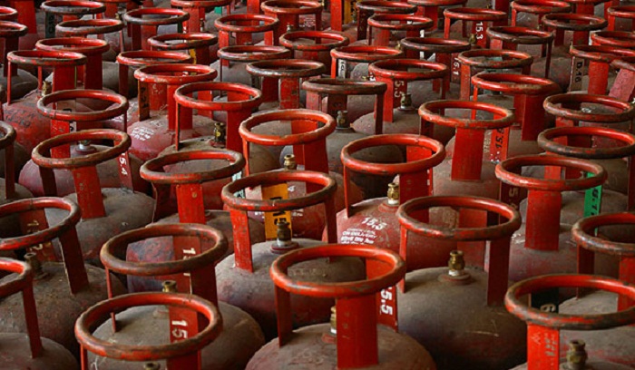 गुणस्तरहीन ग्यास उत्पादन गर्ने  श्री ग्यास उद्योगलाई कारबाही