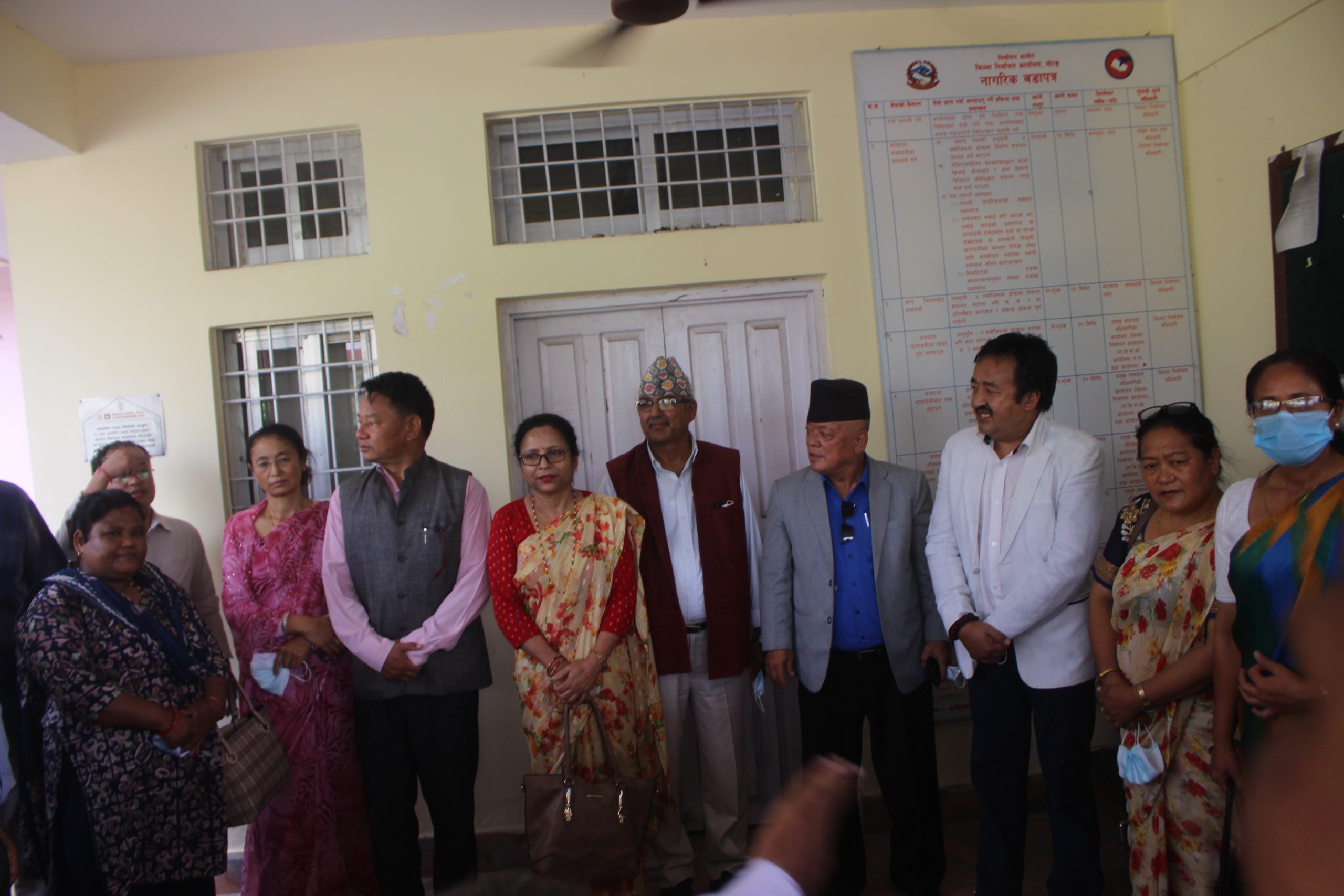 प्रदेश १ मा एमालेका १० सांसदले रोजे नेकपा(एस), मुख्यमन्त्री आचार्य अल्पमतमा