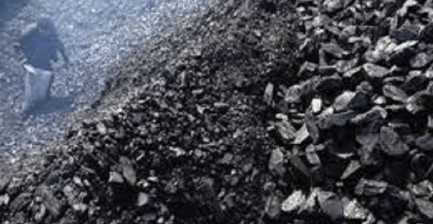 भारतबाट वर्षमा नेपाल भित्रियो ८ लाख टन कोइला