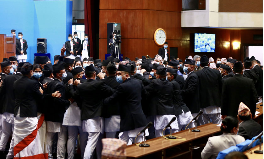 संसदमा एमालेको अवरोध कायमै, सभामुख भन्छन्- छलफल गर्न मिल्दैन