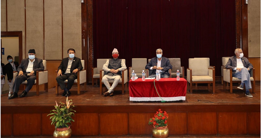 कांग्रेसबाट को-को बन्दैछन् मन्त्री ?