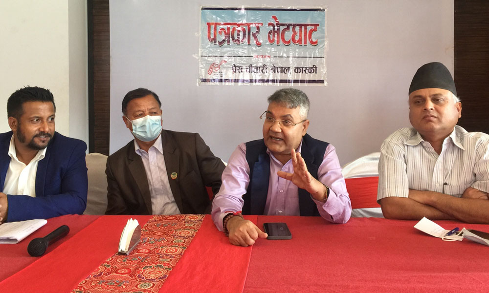 माधव नेपाल एमालेको अवैध सन्तान: गोकुल बास्कोटा