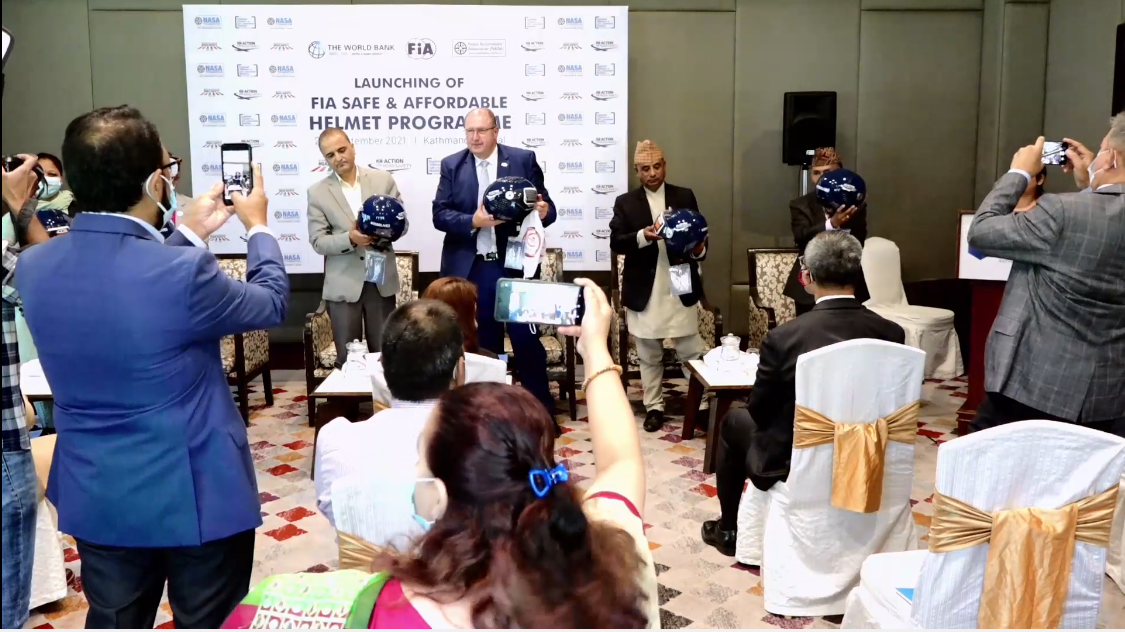 नेपालमा पहिलो पटक सुरक्षित हेल्मेट अभियान, ३ सय  युएन मापदण्डको हेल्मेट वितरण गरिने