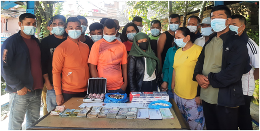 जोरपाटीबाट करिब पाँच लाख रुपैयाँसहित २० जना जुवाडे पक्राउ