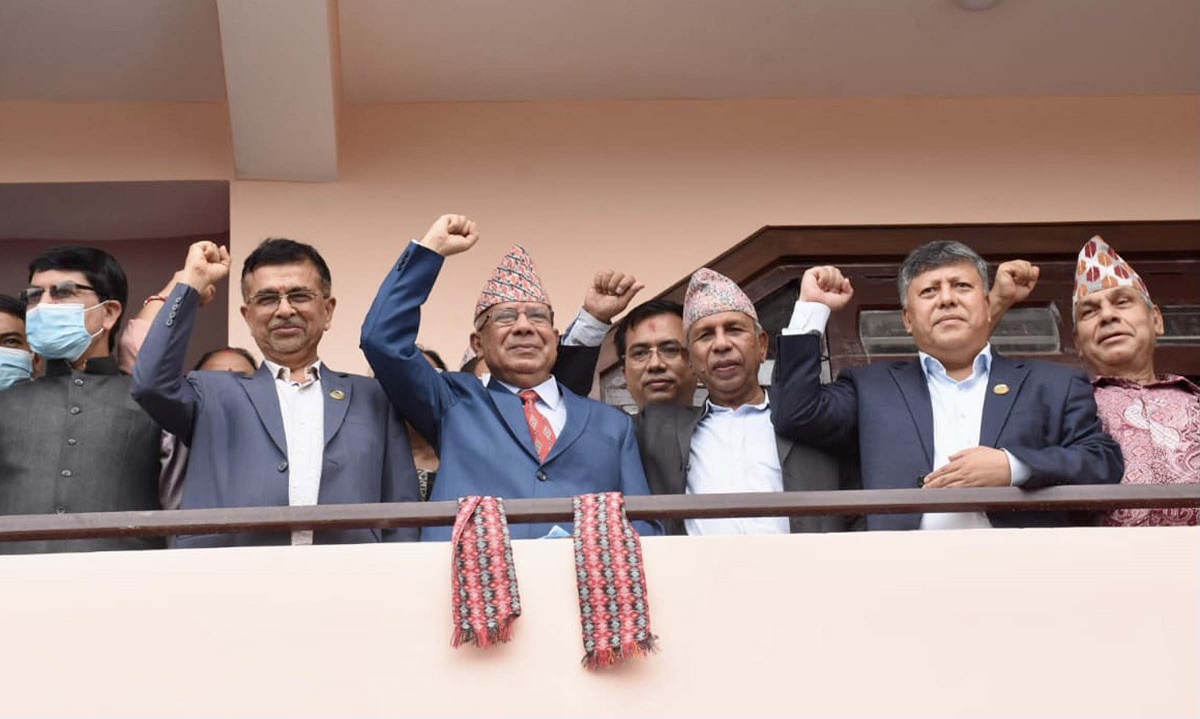 नेकपा (एस )२६ दिनसम्म चुनाव चिन्ह विहीन, कलम छापमा माधवको जोड