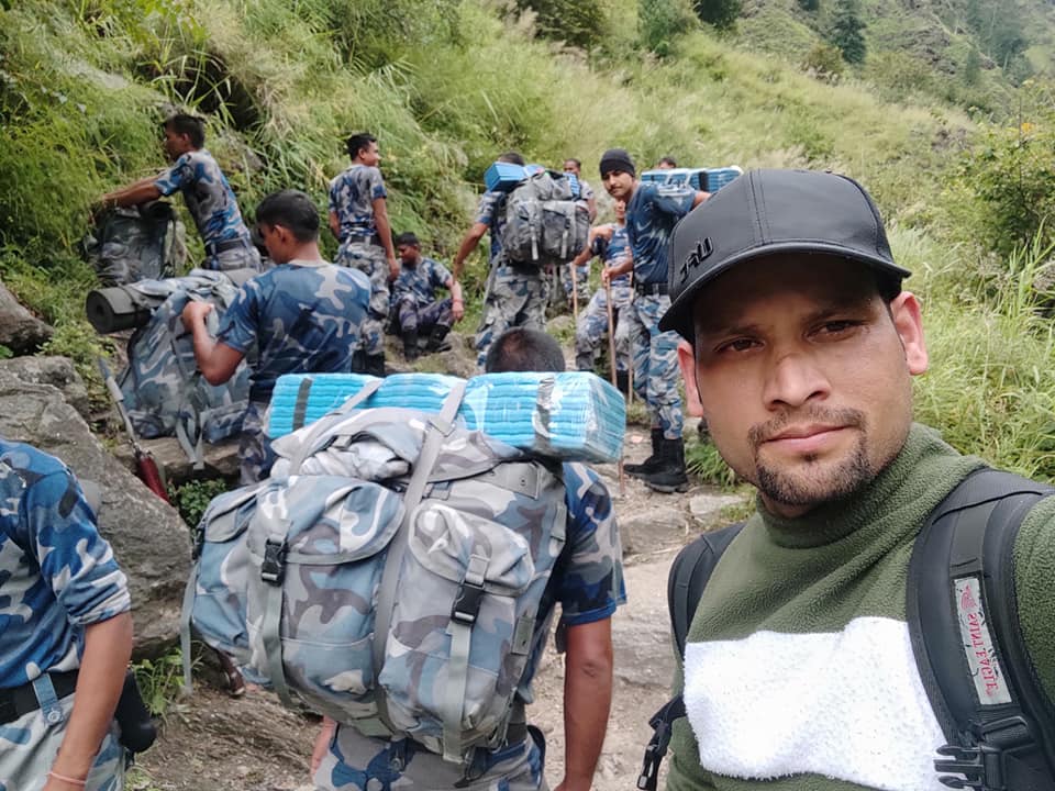 मुगुको सरकारी टोली चीनसँगको सीमा स्तम्भ निरीक्षणमा