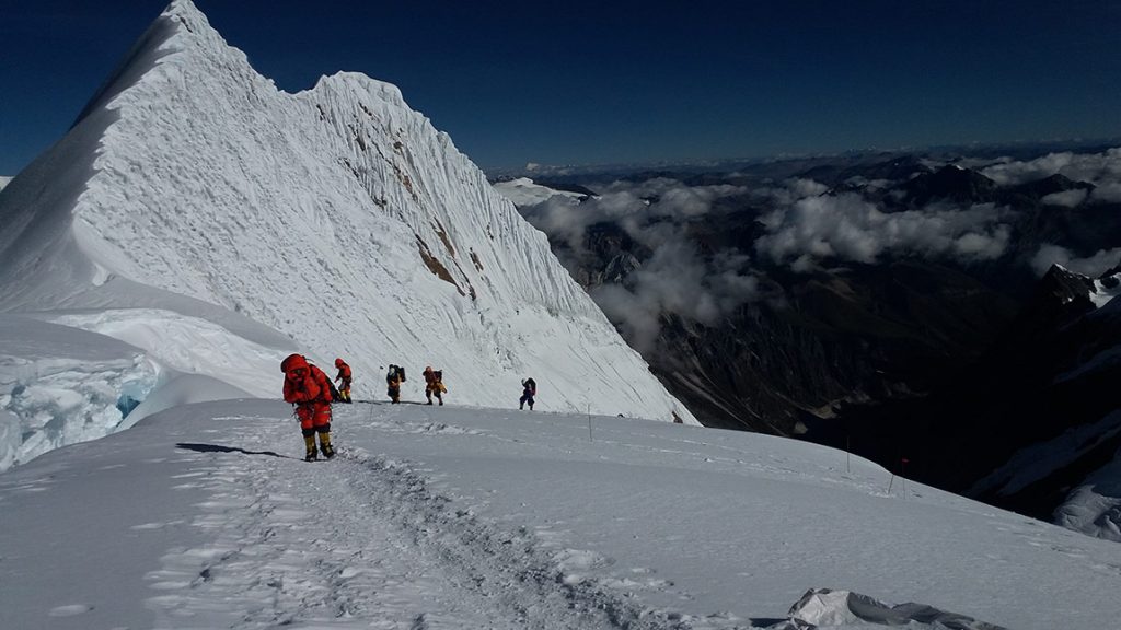 मनास्लु हिमाल आरोहण गर्ने क्रममा क्यानडियन नागरिककाे मृत्यु