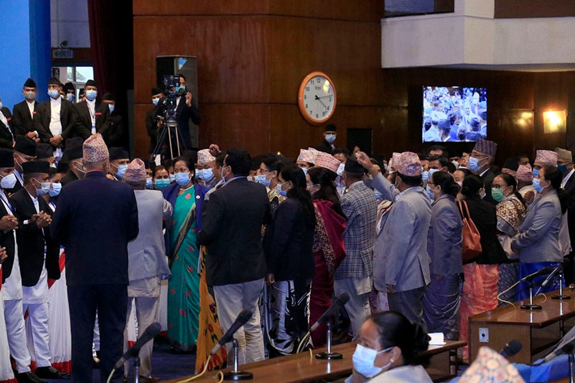 संसद् बैठक आज पनि, चल्न नदिने एमालेको रणनीति