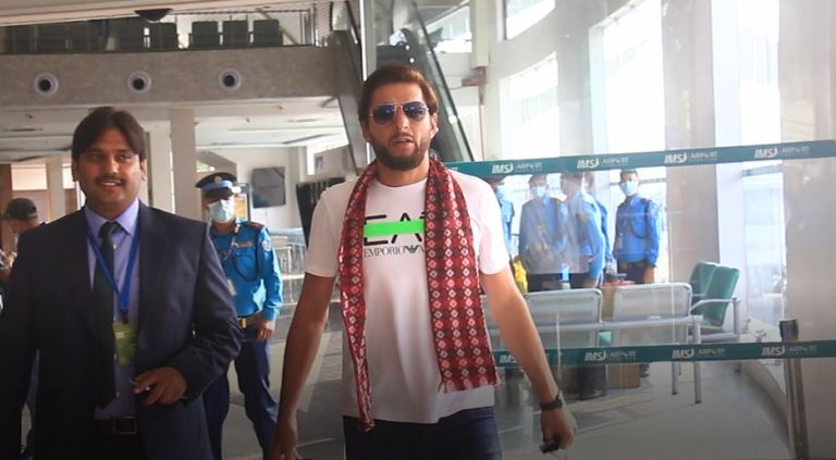 ईपीएल खेल्न काठमाडौं आइपुगे शाहिद अफ्रिदी