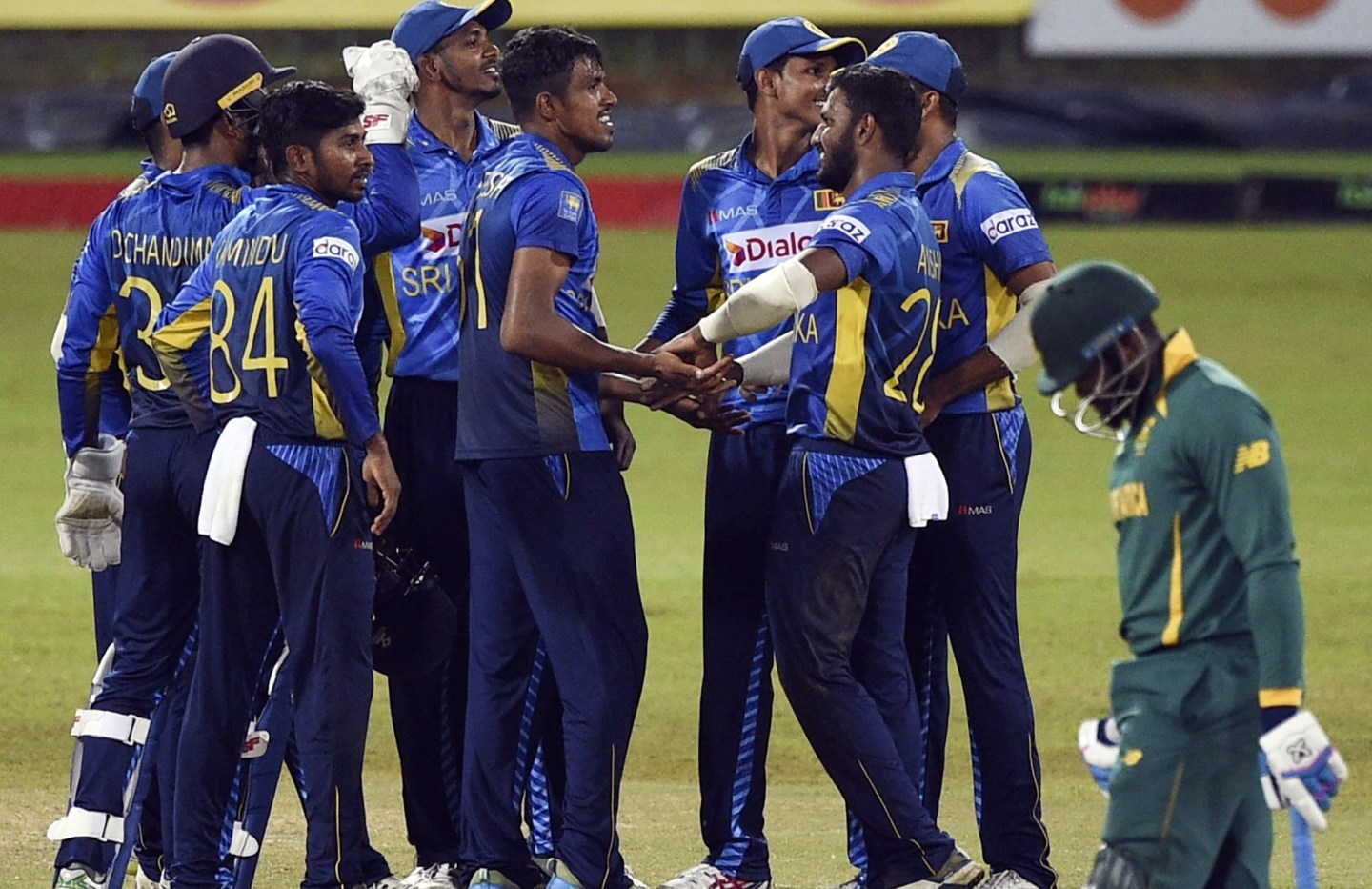 दक्षिण अफ्रिकाविरूद्धको एकदिवसीय सिरिज श्रीलंकालाई
