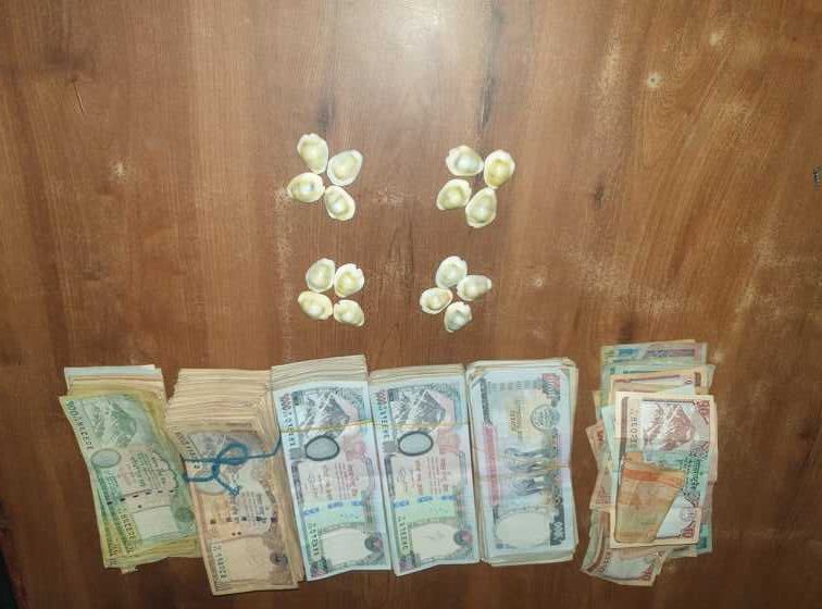 कौडा खेलिरहेको अवस्थामा १७ जना पक्राउ, ४ लाख २७ हजार नगद बरामद