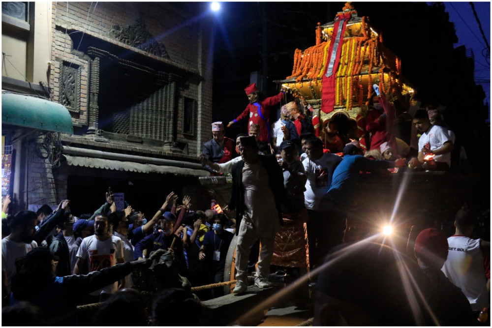 ढालियो इन्द्रजात्राको लिङ्गो, राष्ट्रपतिद्वारा कुमारीसँग टीका प्रसाद ग्रहण