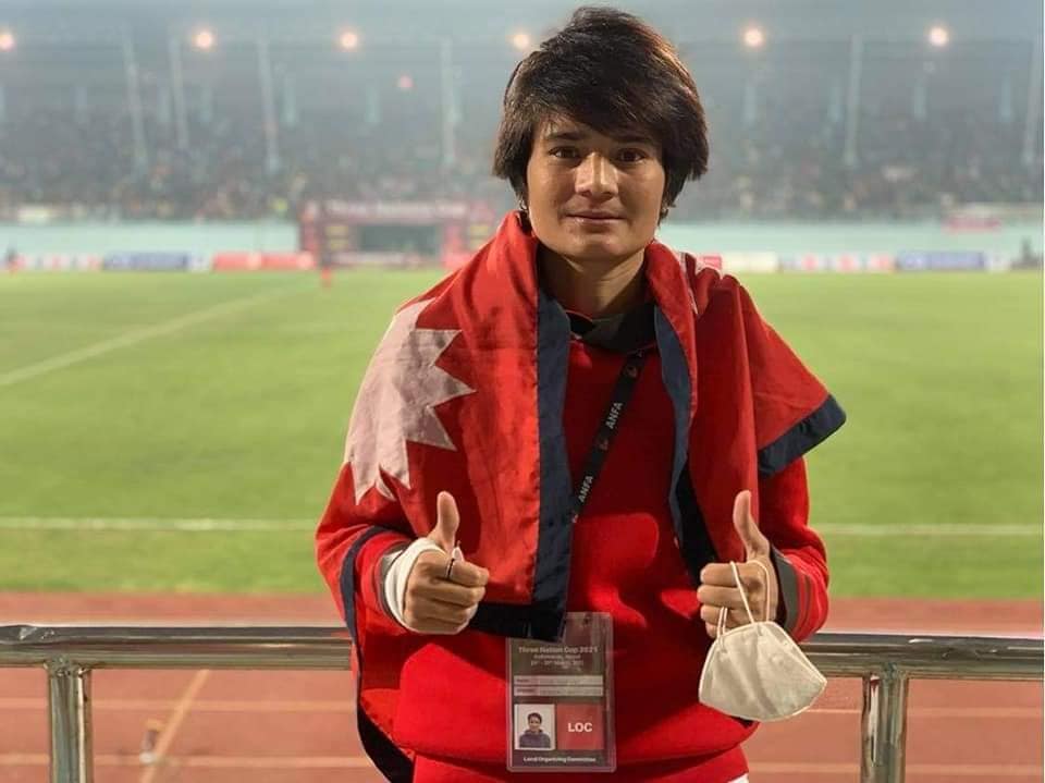 दीपा र लक्ष्मीले पाए गिनिज वर्ल्ड रेकर्डको सर्टिफिकेट