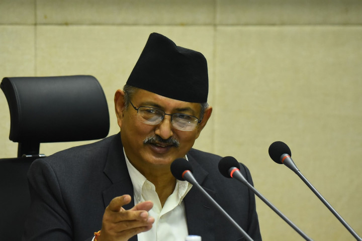 कार्यवाहक प्रधानमन्त्रीको जिम्मेवारी बालकृष्ण खाँणलाई