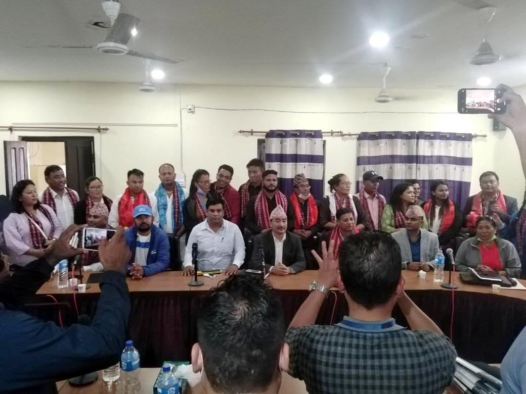 प्रदेश १ का जिल्ला खेलकुद समितिका अध्यक्ष र उपाध्यक्षको सपथग्रहण