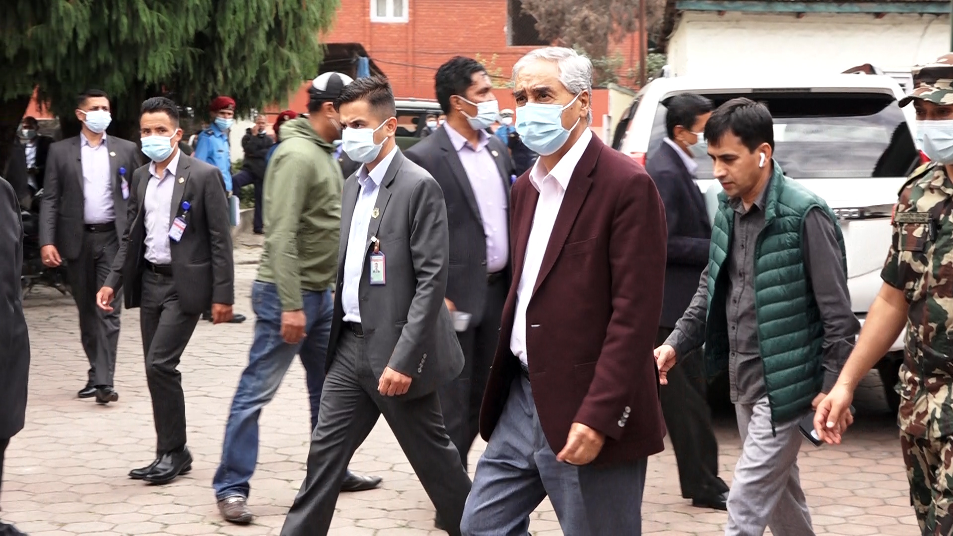 मंसिर भित्र महाधिवेशन सम्पन्न गर्ने कार्ययोजना बनाउन देउवाको निर्देशन