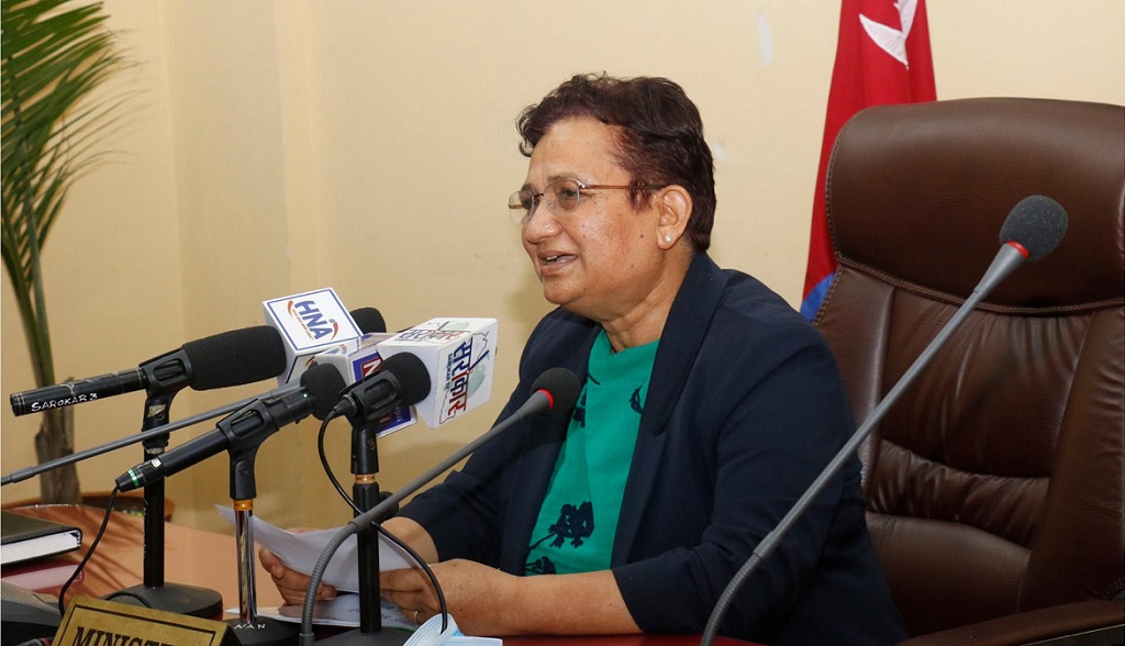 विद्युतबाट खाना बनाउने चुलोको व्यवस्था गर्छौँ -मन्त्री भुसाल