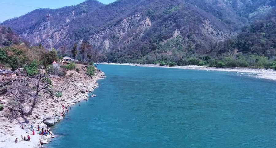 कर्णाली नदीमा डुंगा दुर्घटना हुँदा एक जना बेपत्ता