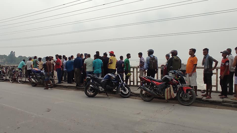 कोशी व्यारेजबाट हाम फाल्दा एक जना बेपत्ता